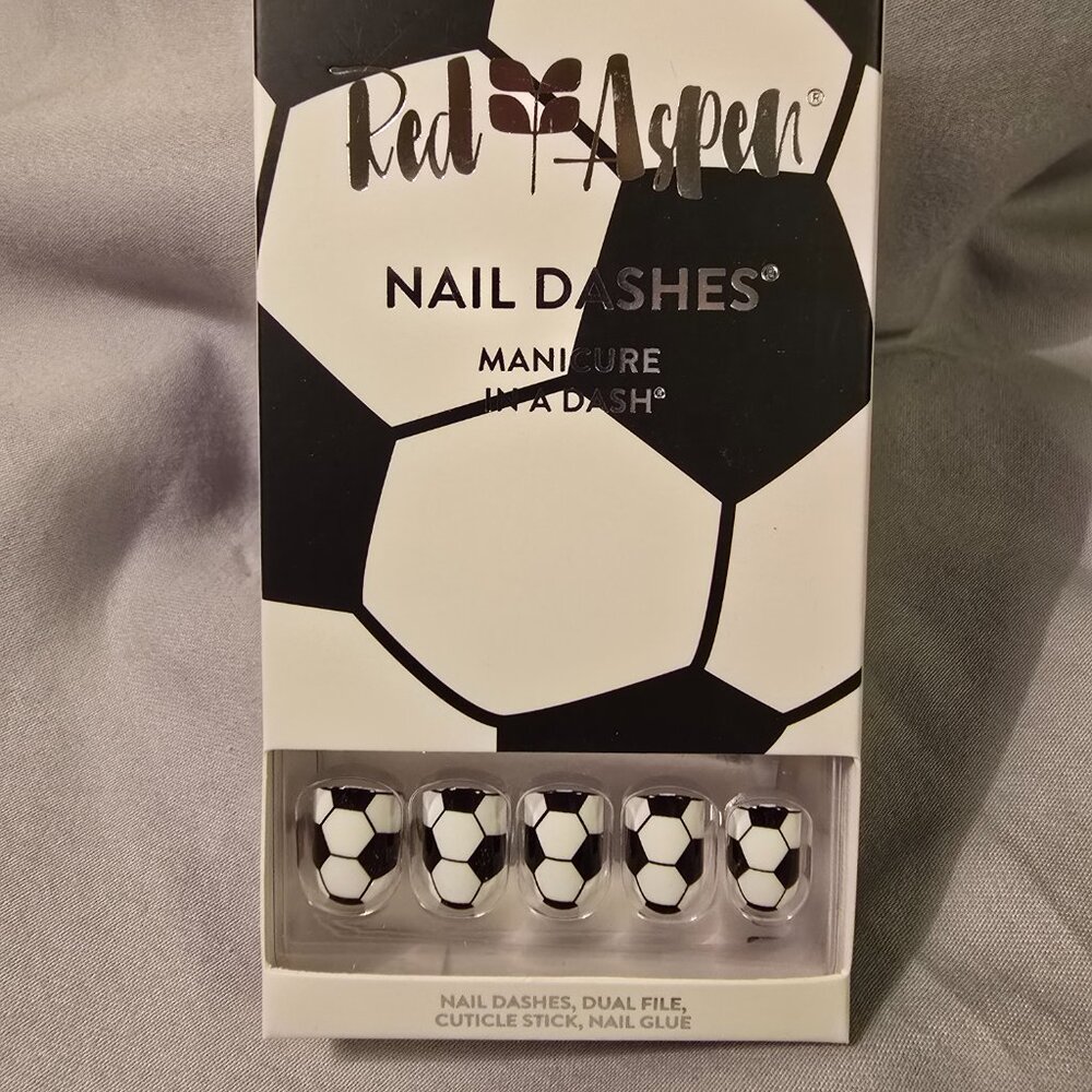 Red Aspen Nail Dashes ✨Goal Oriented Gaia - NIB